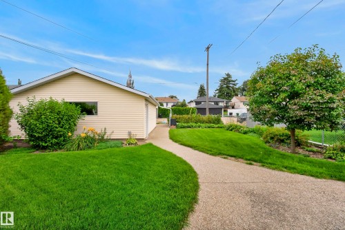 10623 67 Street Nw, Edmonton, AB - Outdoor