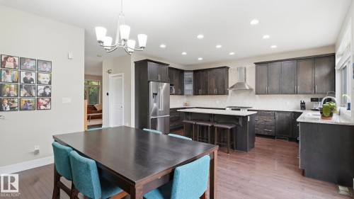 9847 92 Avenue Nw, Edmonton, AB - Indoor