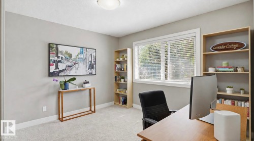 9847 92 Avenue Nw, Edmonton, AB - Indoor Photo Showing Other Room
