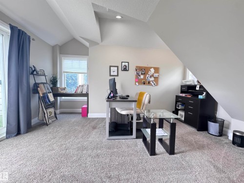 7004 97 Street Nw, Edmonton, AB - Indoor