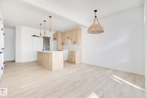 61 Cheval Close, Sherwood Park, AB - Indoor Photo Showing Kitchen