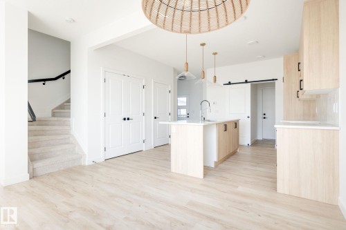 61 Cheval Close, Sherwood Park, AB - Indoor Photo Showing Kitchen