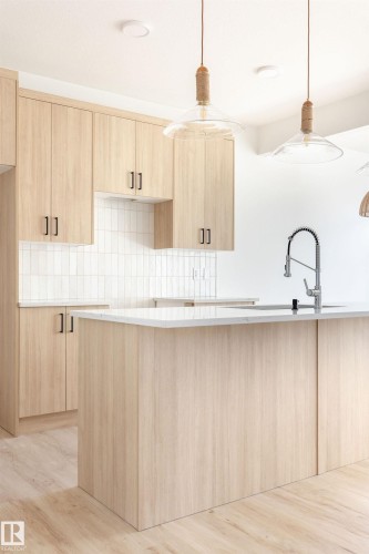 61 Cheval Close, Sherwood Park, AB - Indoor Photo Showing Kitchen