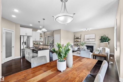 843 Armitage Wynd Sw, Edmonton, AB - Indoor