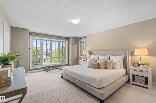 843 Armitage Wynd Sw, Edmonton, AB - Indoor Photo Showing Bedroom