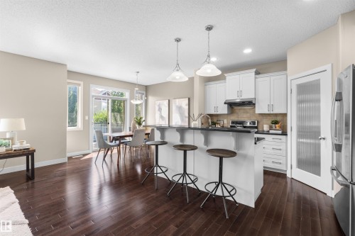 843 Armitage Wynd Sw, Edmonton, AB - Indoor Photo Showing Kitchen With Stainless Steel Kitchen With Upgraded Kitchen