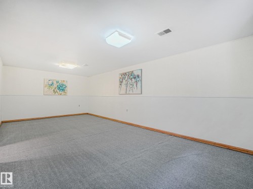6112 105A Street Nw, Edmonton, AB - Indoor Photo Showing Other Room