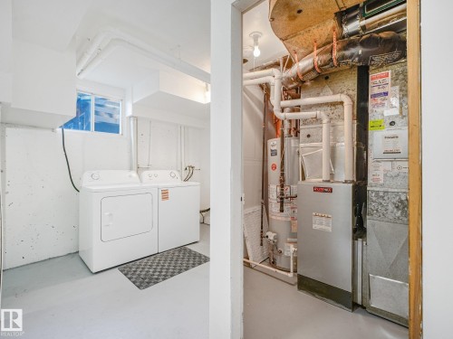 6112 105A Street Nw, Edmonton, AB - Indoor Photo Showing Laundry Room