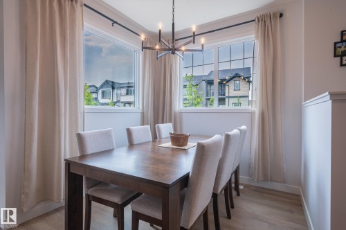 4804 Cawsey Terrace Sw, Edmonton, AB - Indoor Photo Showing Dining Room