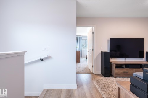4804 Cawsey Terrace Sw, Edmonton, AB - Indoor