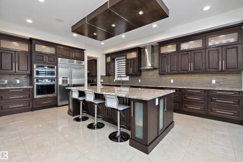 3644 Westcliff Way Sw, Edmonton, AB - Indoor Photo Showing Kitchen With Upgraded Kitchen