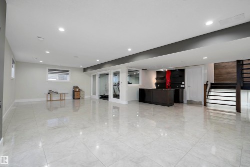 3644 Westcliff Way Sw, Edmonton, AB - Indoor