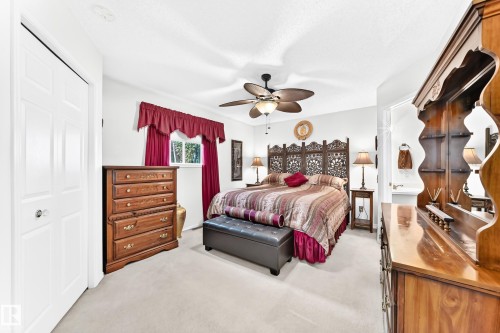 Spacious Primary Bedroom - Walk-in Closet & 3 Piece Ensuite - 350 Pearson Crescent Nw, Edmonton, AB - Indoor Photo Showing Bedroom