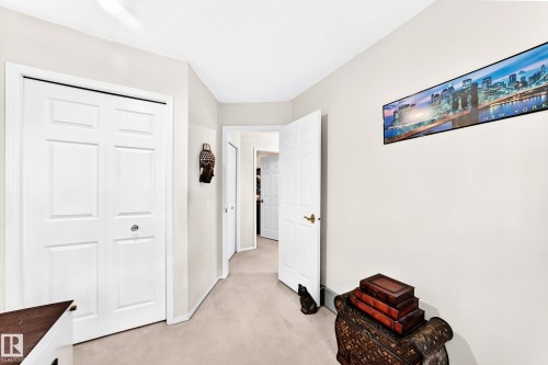 3rd Bedroom - looking towards the Entry to Bedroom - 350 Pearson Crescent Nw, Edmonton, AB - Indoor Photo Showing Other Room