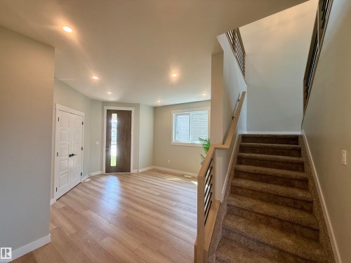 28 Harley Way, Spruce Grove, AB - Indoor Photo Showing Other Room
