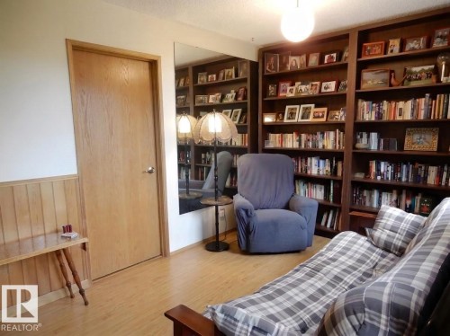 736 Blue Heron Drive, Rural Lac Ste. Anne County, AB - Indoor Photo Showing Office