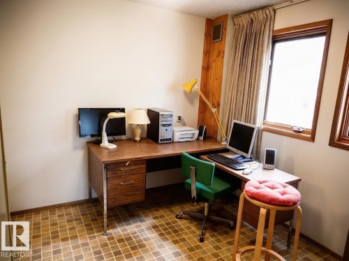 736 Blue Heron Drive, Rural Lac Ste. Anne County, AB - Indoor Photo Showing Office