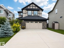 1646 DAVIDSON GREEN Green Southwest  Edmonton, AB T6W 3J3