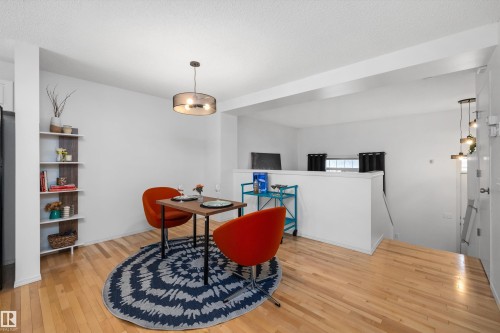 #83 8304 11 Av Sw, Edmonton, AB - Indoor