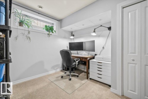 19040 47 Avenue Nw, Edmonton, AB - Indoor Photo Showing Office