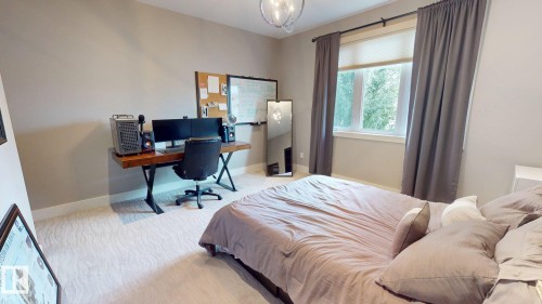 4810 Donsdale Drive Nw, Edmonton, AB - Indoor Photo Showing Bedroom