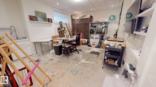 4810 Donsdale Drive Nw, Edmonton, AB - Indoor Photo Showing Other Room