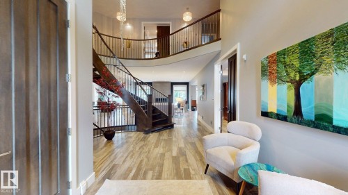 4810 Donsdale Drive Nw, Edmonton, AB - Indoor Photo Showing Other Room