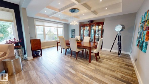 4810 Donsdale Drive Nw, Edmonton, AB - Indoor Photo Showing Dining Room