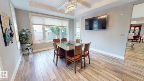 4810 Donsdale Drive Nw, Edmonton, AB - Indoor Photo Showing Dining Room