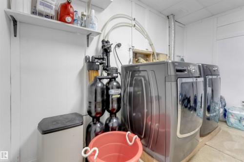 Additional content - 6008 37 Avenue Nw, Edmonton, AB - Indoor Photo Showing Laundry Room