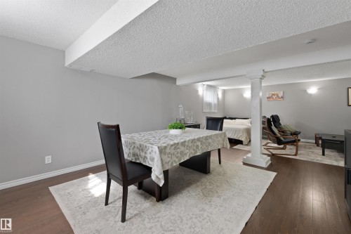 10994 135 Street Nw, Edmonton, AB - Indoor