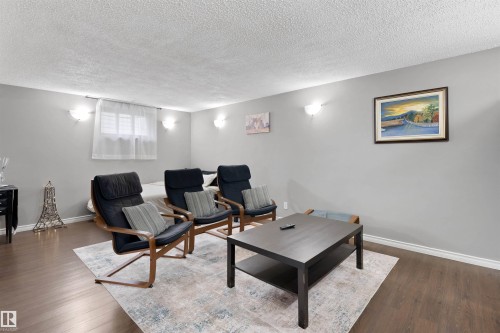 10994 135 Street Nw, Edmonton, AB - Indoor