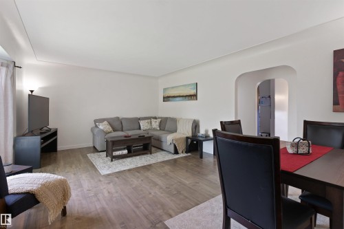10994 135 Street Nw, Edmonton, AB - Indoor