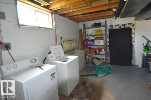 5007 2 Street, Boyle, AB - Indoor Photo Showing Laundry Room