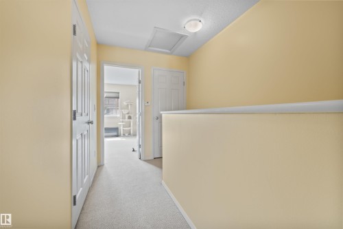 #20 3751 12 St Nw, Edmonton, AB - Indoor Photo Showing Other Room