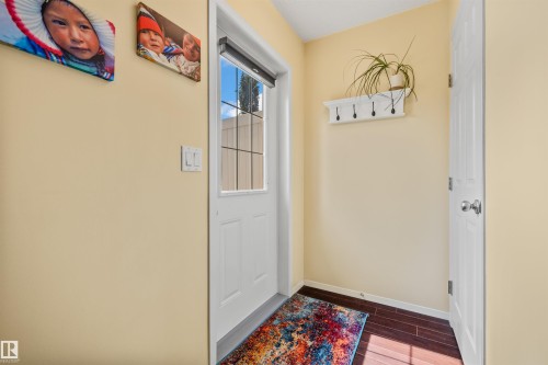#20 3751 12 St Nw, Edmonton, AB - Indoor Photo Showing Other Room