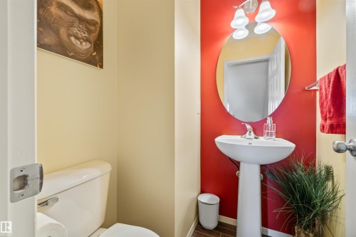 #20 3751 12 St Nw, Edmonton, AB - Indoor Photo Showing Bathroom