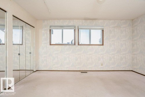 3520 42 Avenue Nw, Edmonton, AB - Indoor Photo Showing Other Room