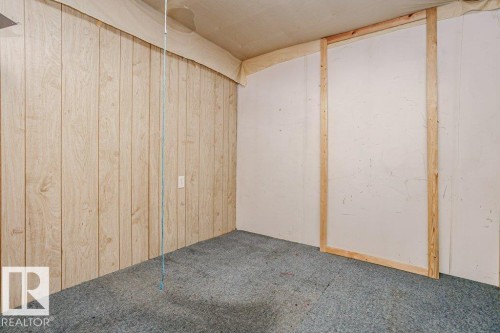3520 42 Avenue Nw, Edmonton, AB - Indoor Photo Showing Other Room