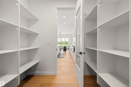 3415 Chickadee Drive Nw, Edmonton, AB - Indoor With Storage
