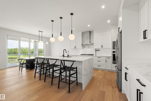 3415 Chickadee Drive Nw, Edmonton, AB - Indoor Photo Showing Kitchen With Upgraded Kitchen