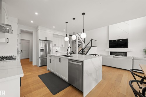 3415 Chickadee Drive Nw, Edmonton, AB - Indoor Photo Showing Kitchen With Stainless Steel Kitchen With Upgraded Kitchen
