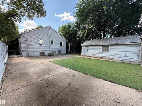 14810 104 Avenue Nw, Edmonton, AB - Outdoor