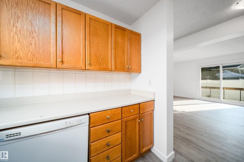 8217 182 Street Nw, Edmonton, AB 