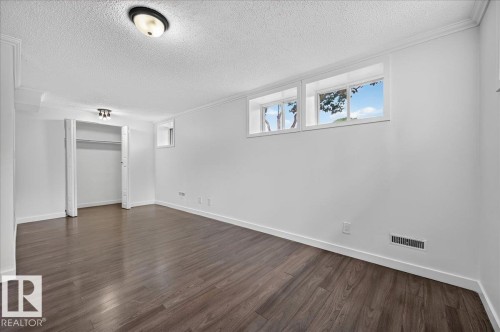 18903 86A Avenue Nw, Edmonton, AB - Indoor Photo Showing Other Room