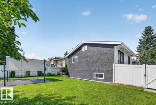 18903 86A Avenue Nw, Edmonton, AB - Outdoor