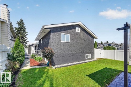18903 86A Avenue Nw, Edmonton, AB - Outdoor