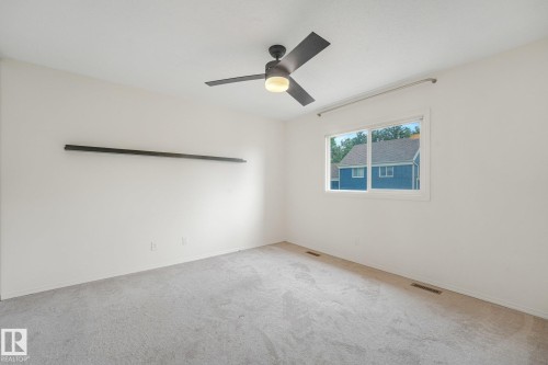 120 Morin Maze Nw, Edmonton, AB - Indoor Photo Showing Other Room