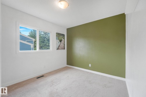 120 Morin Maze Nw, Edmonton, AB - Indoor Photo Showing Other Room