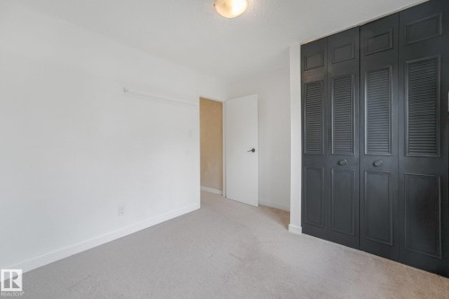 120 Morin Maze Nw, Edmonton, AB - Indoor Photo Showing Other Room